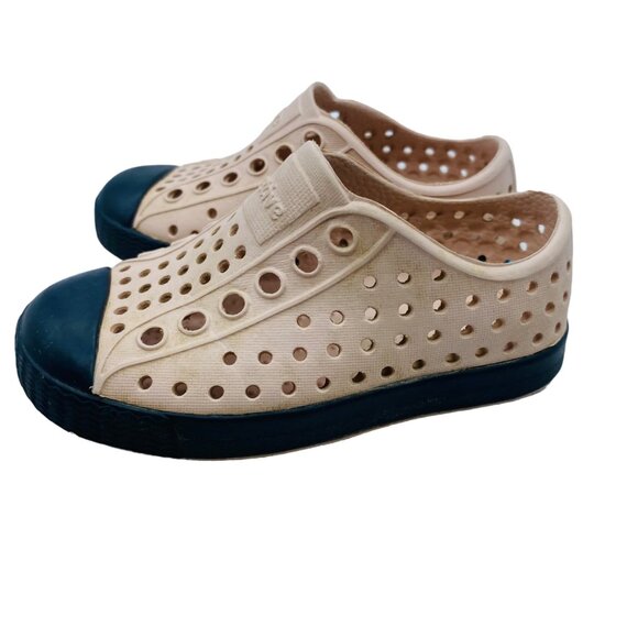 Native Jefferson Water Shoes Clogs Child Size 5 Beige Peach Black Slip On Light - Picture 4 of 8